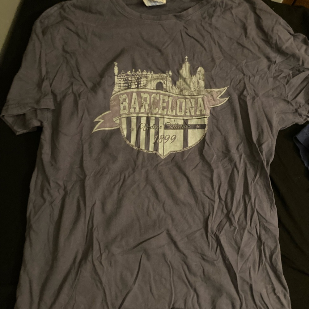 Mens vintage Barcelona shirt